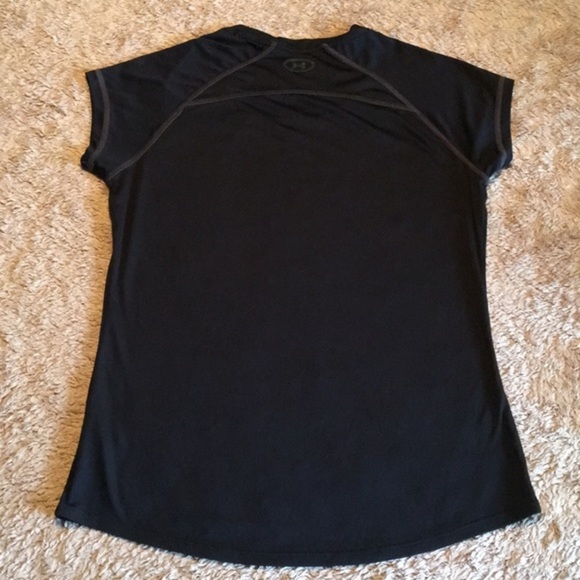 UNDER ARMOUR ladies Dri Fit Shirt - sz Med - Picture 5 of 7